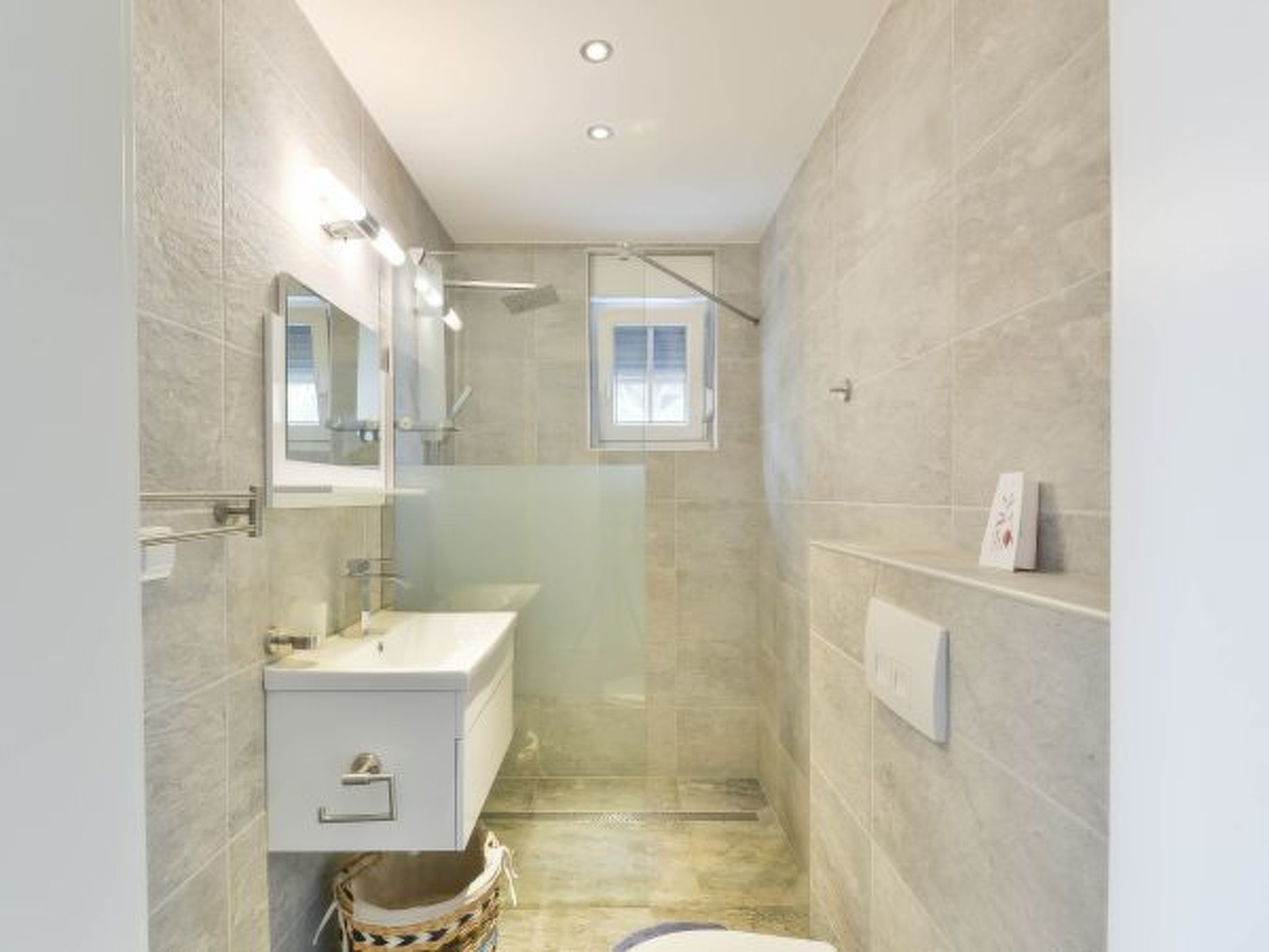 Holiday home Viktoria with pool - Image-tags.info