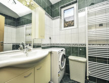 Appartement Škroćo: Direct aan Zee in Maslenica met 3 Slaapkamers - thumbnail 5