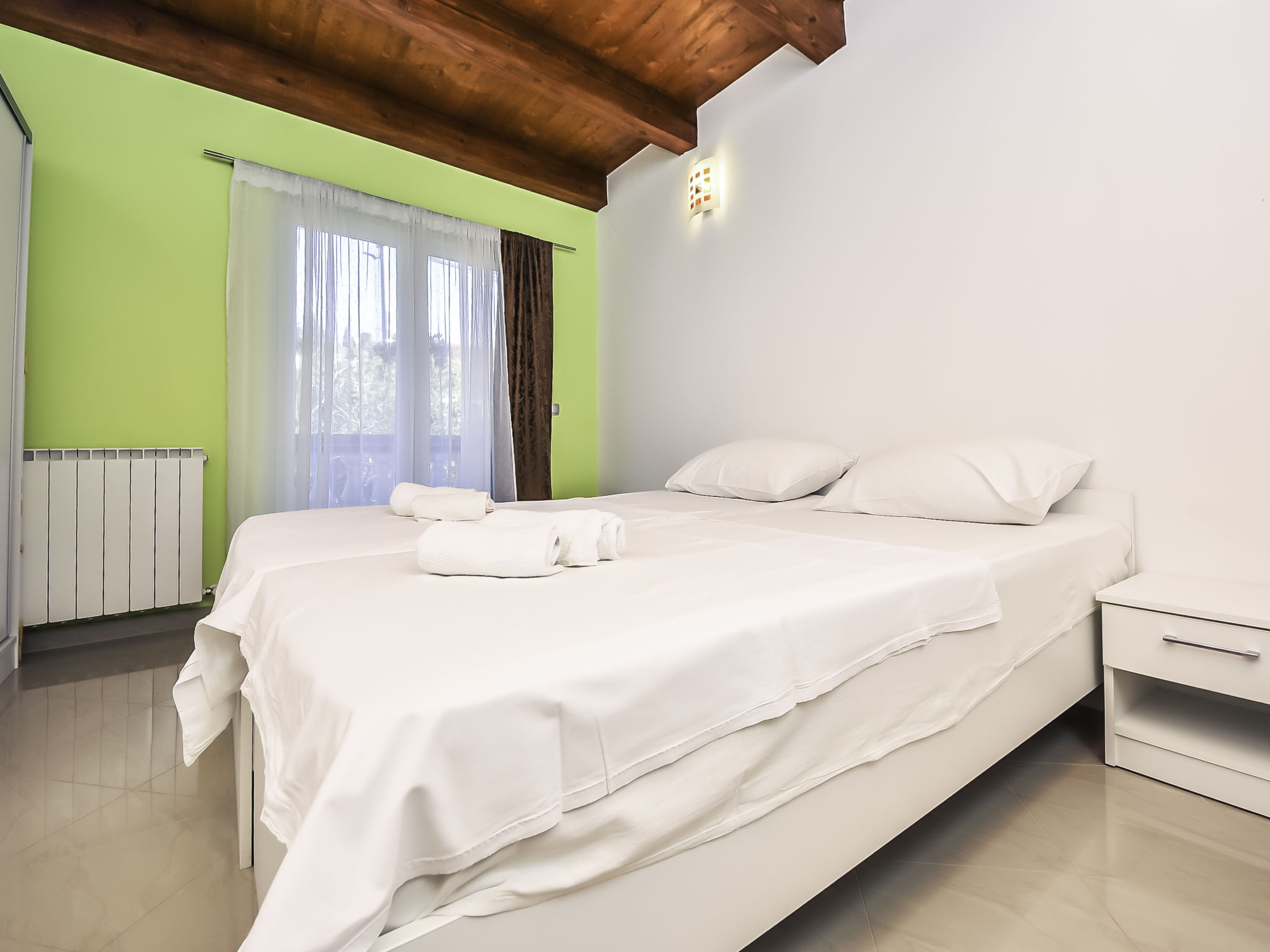 Appartement Škroćo: Direct aan Zee in Maslenica met 3 Slaapkamers - foto 8