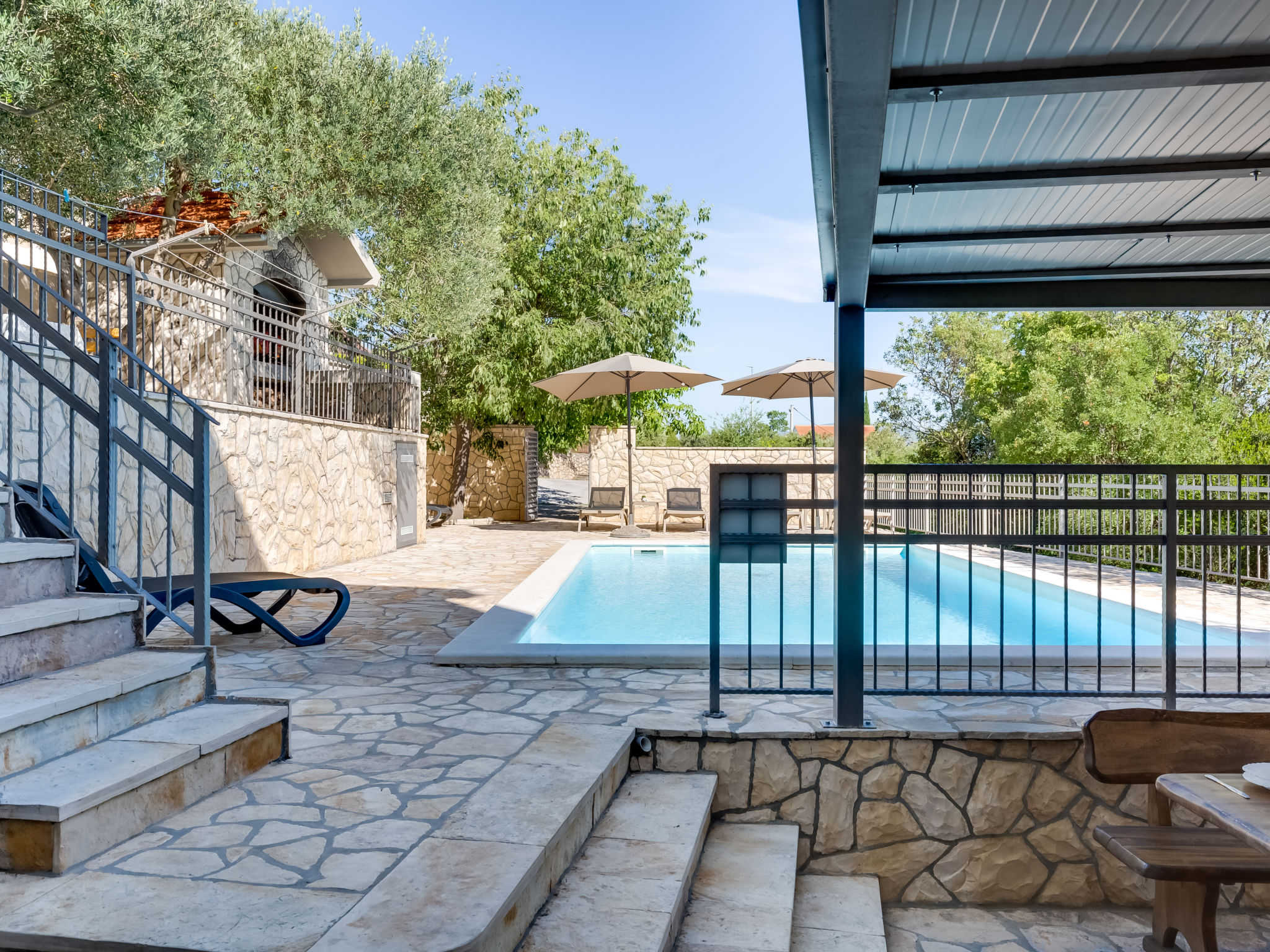 Appartement Relax in Maslenica: 150m van zee met zwembad - foto 22