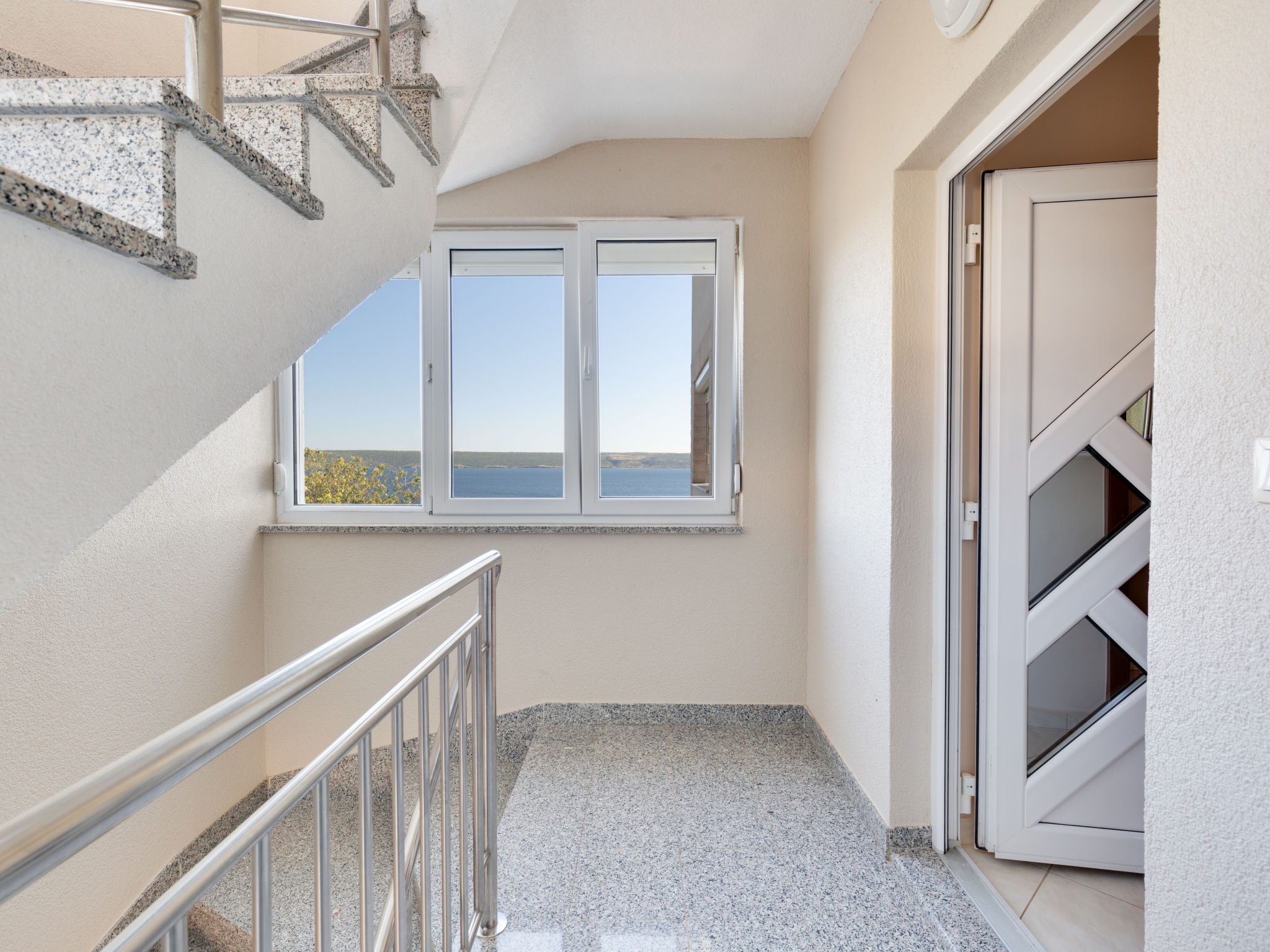 Appartement Relax aan de kust van Maslenica, 150m van strand - foto 31