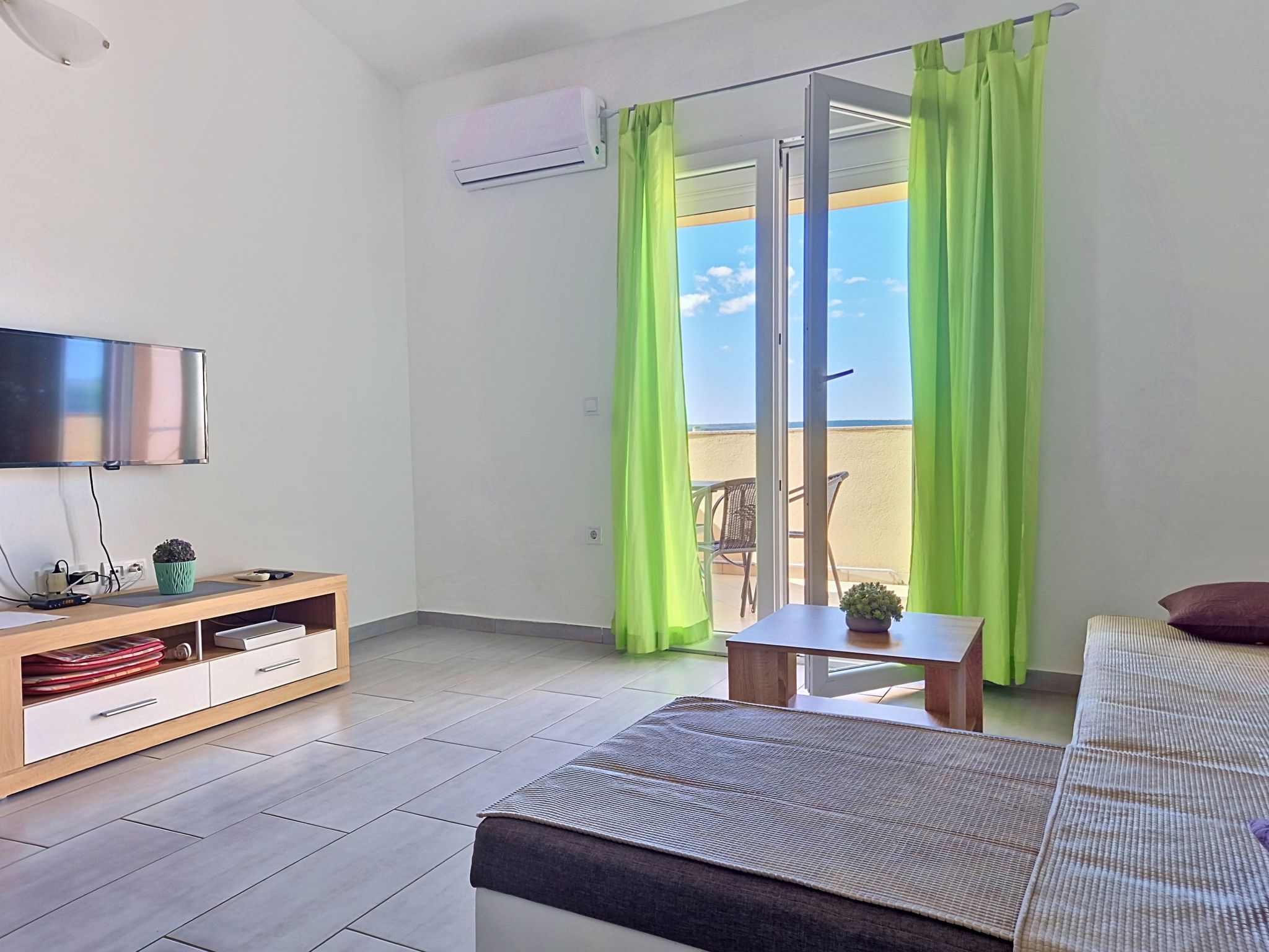 Sfeervol appartement met airco vlakbij zee en strand in Maslenica - foto 7