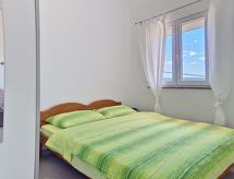 Knus appartement Ivan vlakbij zee en bergen in Maslenica - thumbnail 5