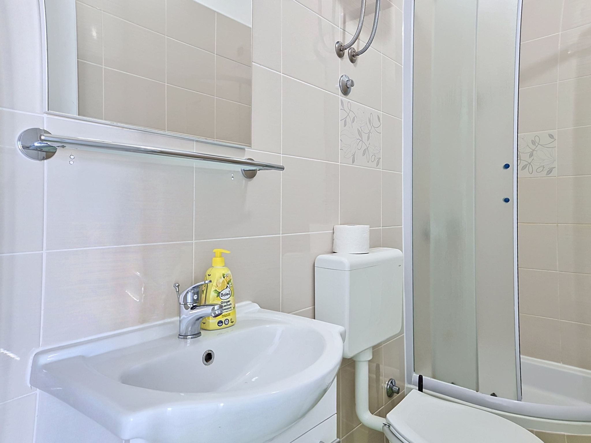 Knus appartement Ivan vlakbij zee en bergen in Maslenica - foto 10