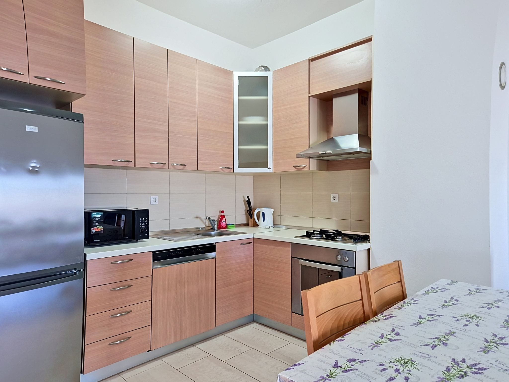 Appartement Ivan in Maslenica: aan zee met uitzicht op de Velebit-bergen - foto 2