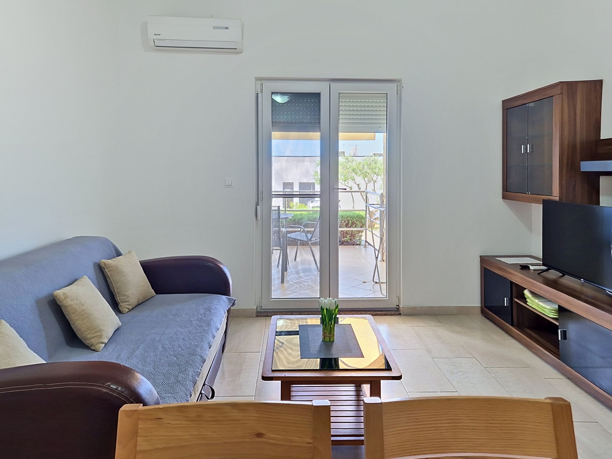 Appartement Ivan in Maslenica: aan zee met uitzicht op de Velebit-bergen - foto 6