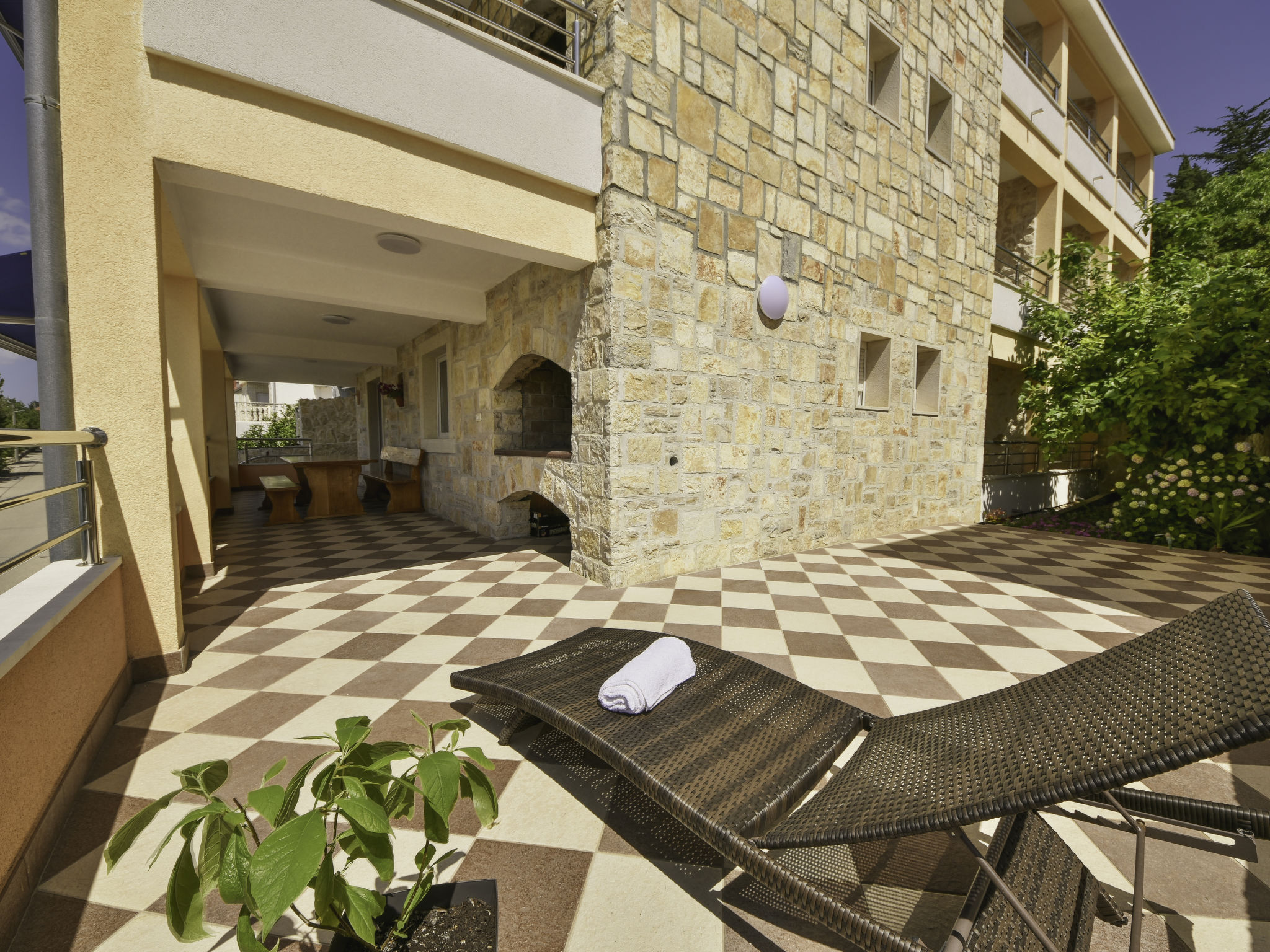 Tanja — Terrace (4 of 48)