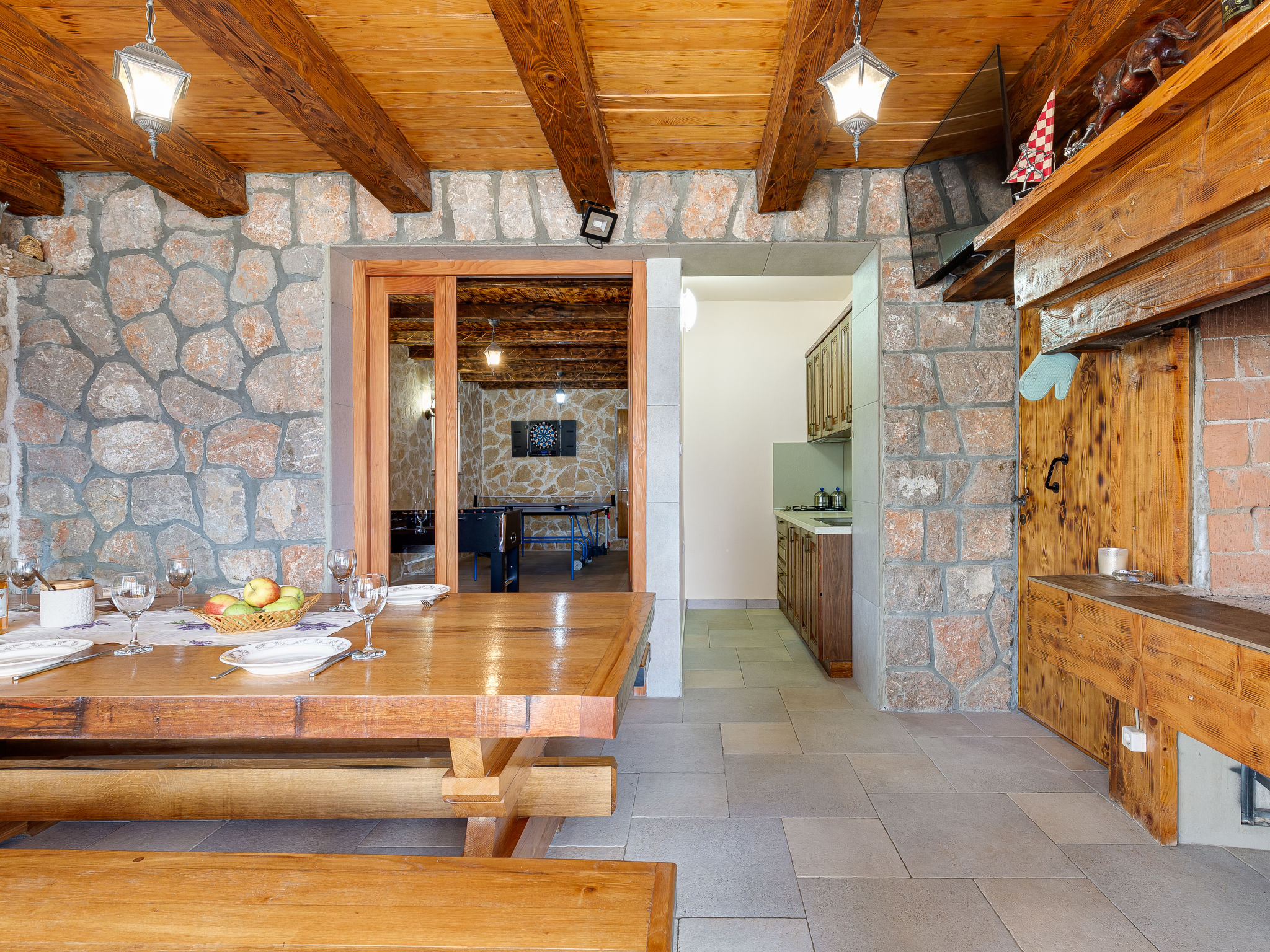 Maison Villa Frane – Cuisine et coin repas, photo 57 sur 92