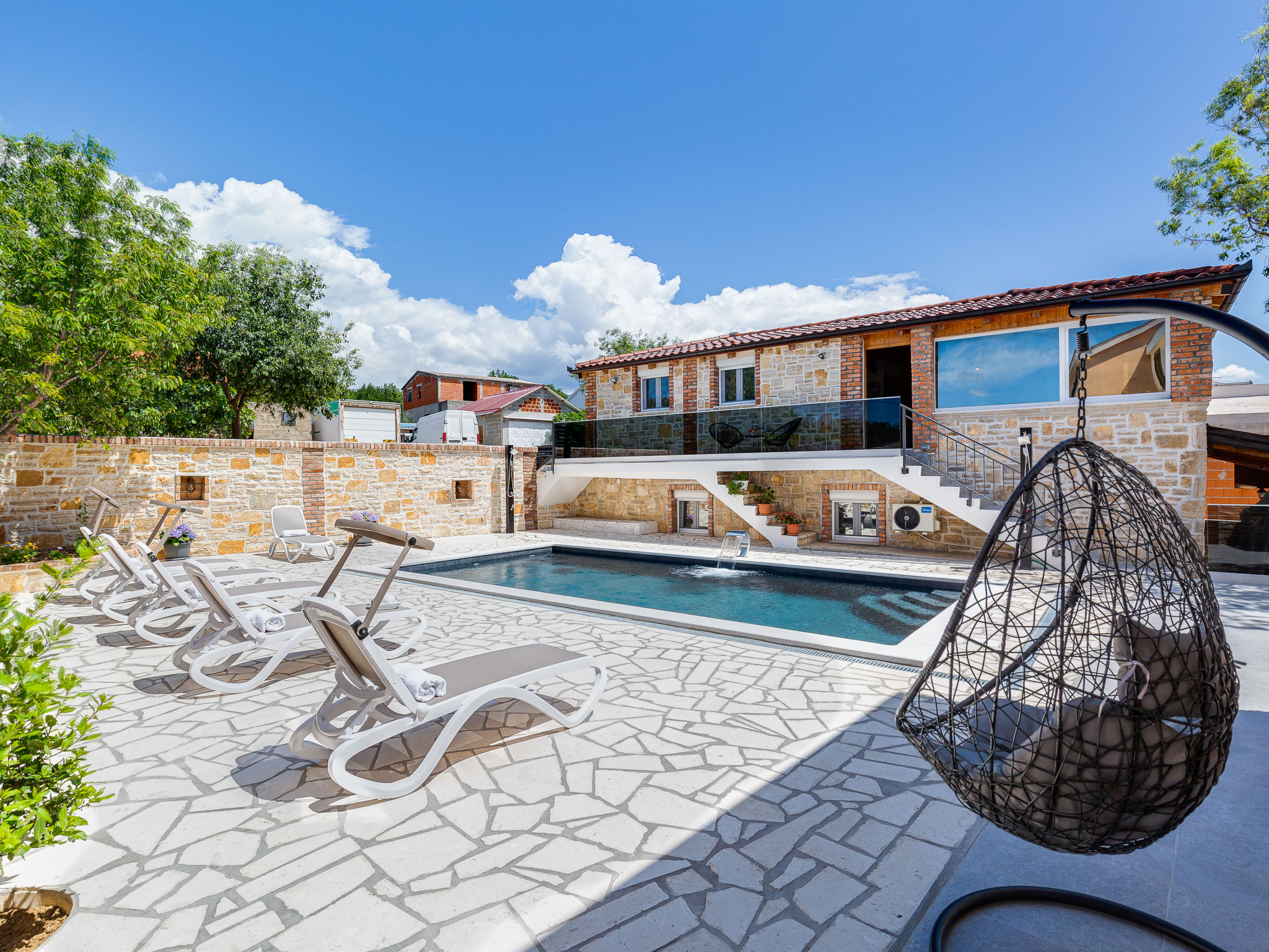 Vakantiehuis met privé zwembad in Maslenica (Kroatië) voor 9 personen