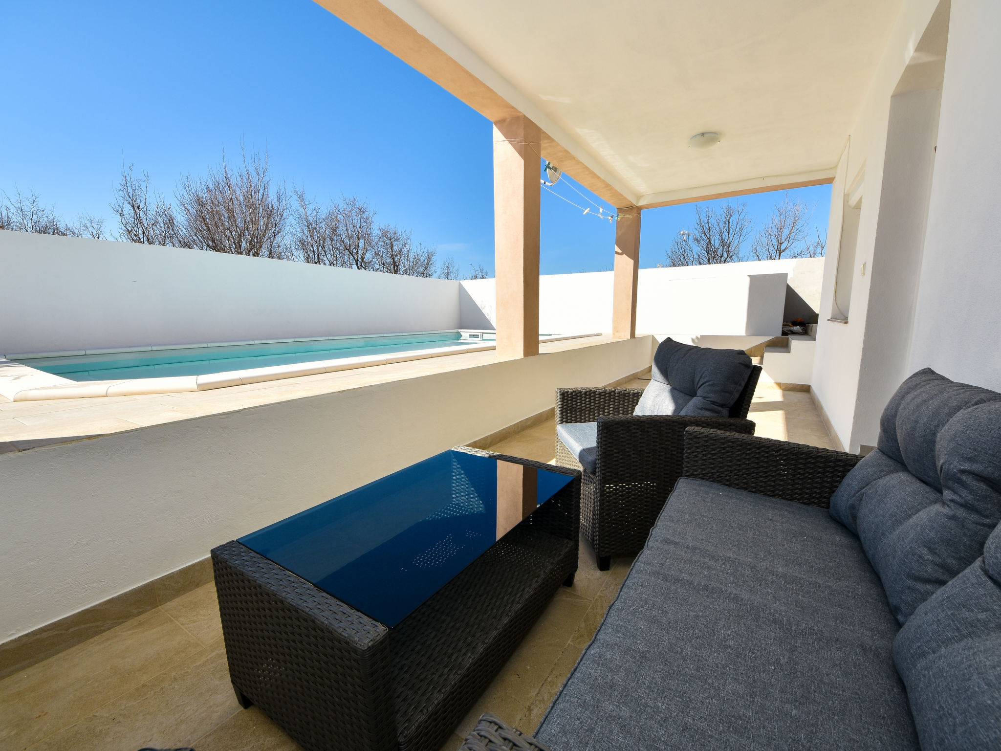 Zonovergoten villa met privézwembad op 130 meter van het rotsstrand in Maslenica - foto 29