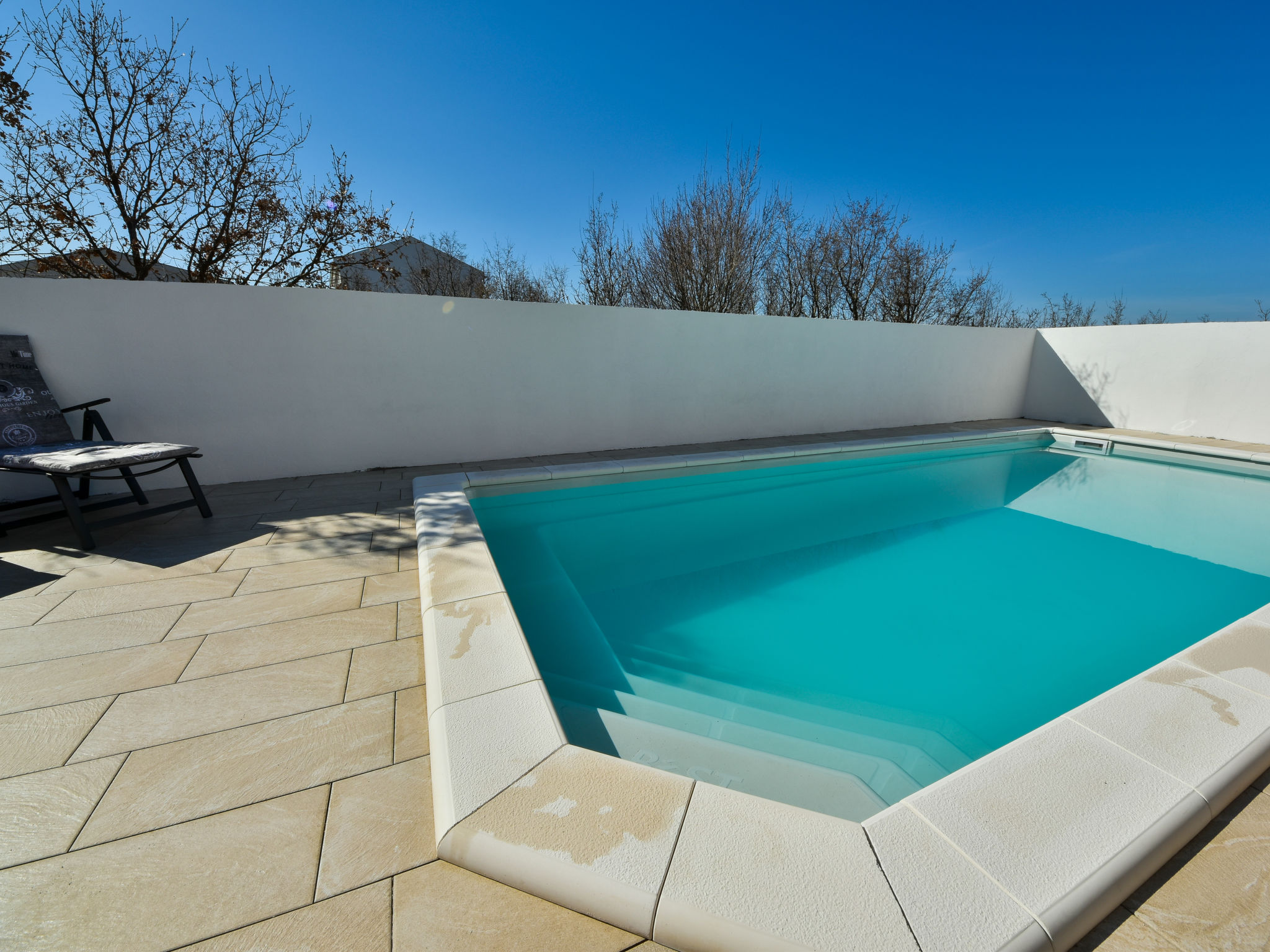 Zonovergoten villa met privézwembad op 130 meter van het rotsstrand in Maslenica - foto 37