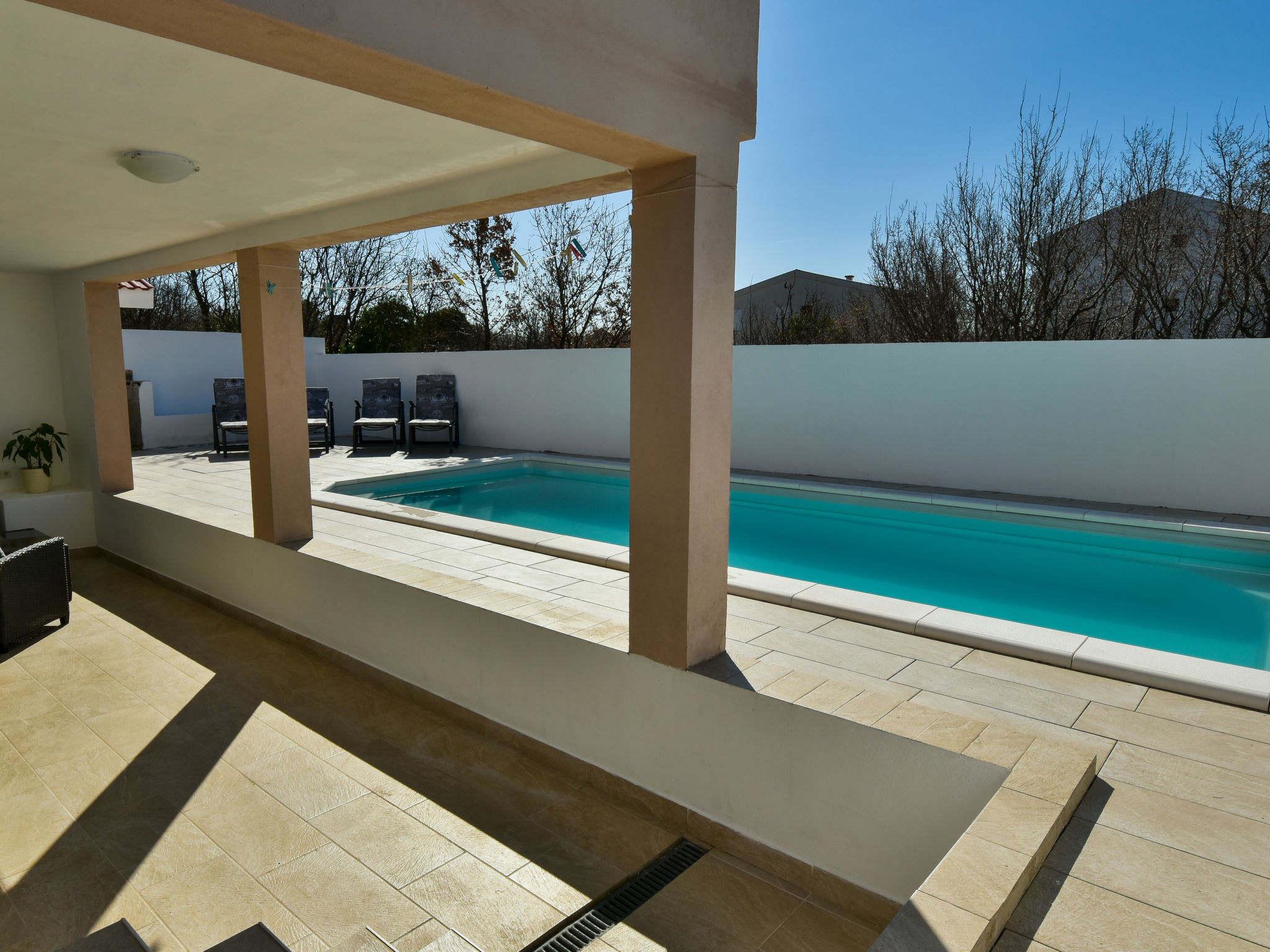 Zonovergoten villa met privézwembad op 130 meter van het rotsstrand in Maslenica - foto 34