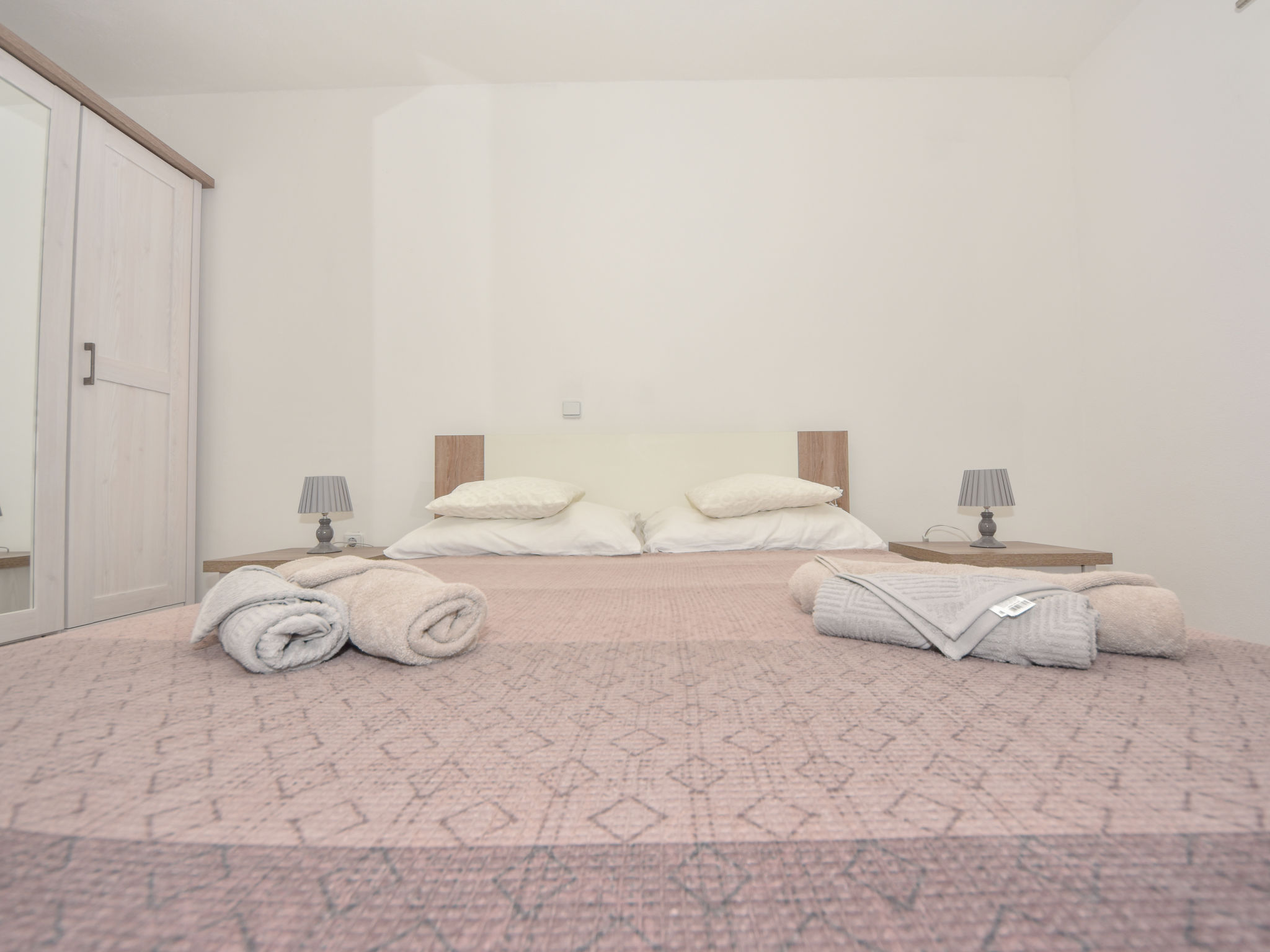 Zonovergoten villa met privézwembad op 130 meter van het rotsstrand in Maslenica - foto 22