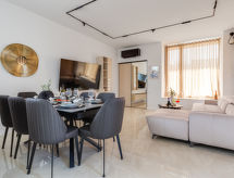 Nieuwe luxe villa met verwarmd privézwembad, 800m van zee bij Maslenica - thumbnail 6