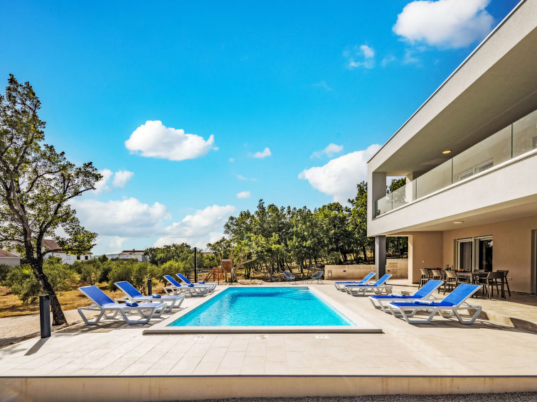 Vakantiehuis met privé zwembad in Maslenica (Kroatië) voor 8 personen