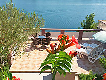 Appartement Ana: direct aan zee in Novigrad, op 20 meter van het strand - thumbnail 3