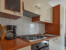 Flatgebouw Mara: direct aan zee in Novigrad voor 6 personen - thumbnail 5