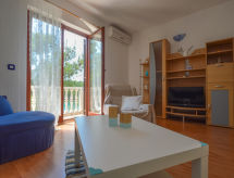 Flatgebouw Mara: direct aan zee in Novigrad voor 6 personen - thumbnail 3