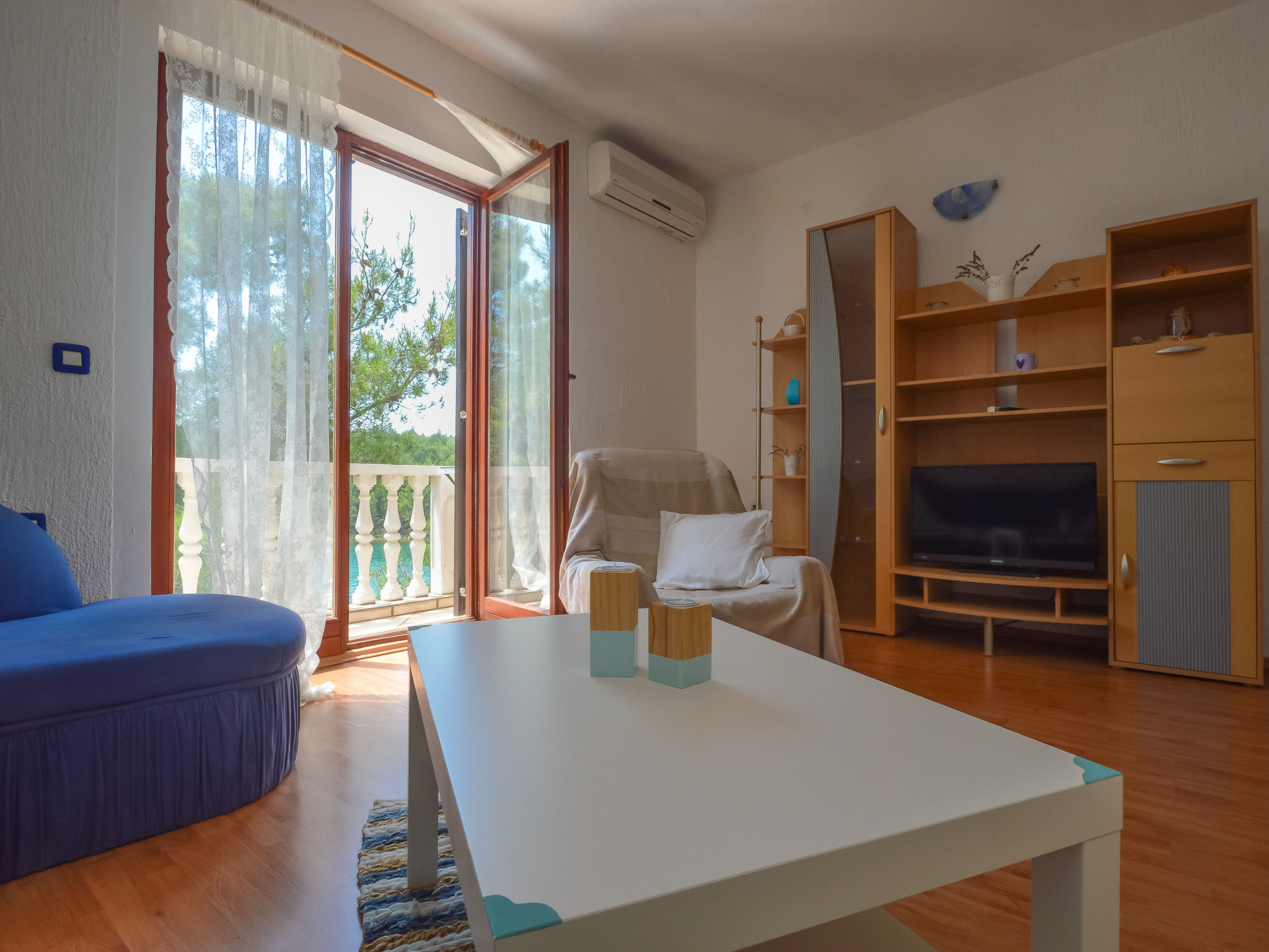 Flatgebouw Mara: direct aan zee in Novigrad voor 6 personen - foto 3