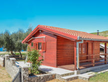 Vrijstaand vakantiehuis Palma, 100 meter van zee bij Novigrad - thumbnail 1
