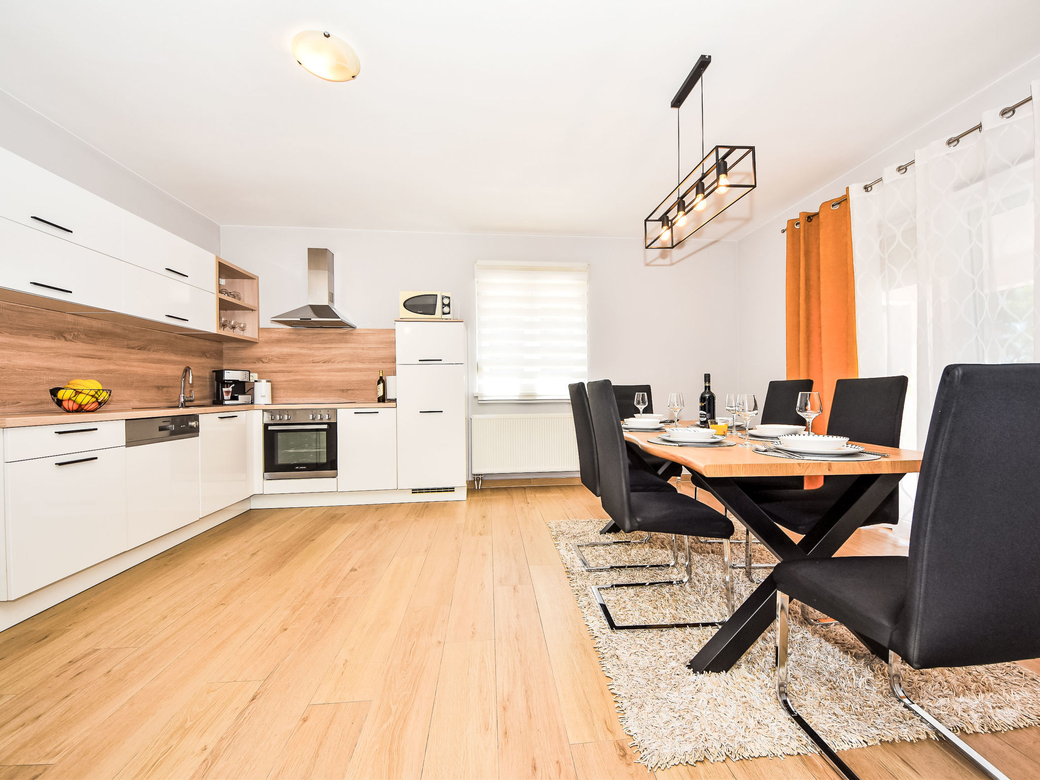 Maison Anić – Cuisine et coin repas, photo 7 sur 31