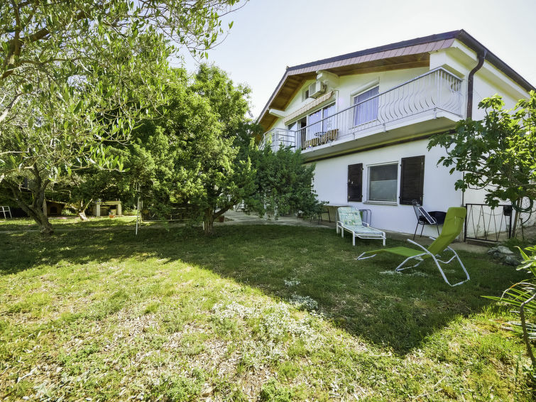 Zonnig appartement Anica in Pridraga nabij Novigrad in Novigrad (Zadar)