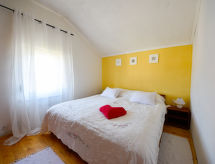 Karla: Zonovergoten appartement nabij zee en strand in Gornji Karin - thumbnail 6