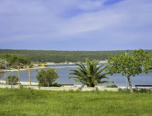 Karla: Zonovergoten appartement nabij zee en strand in Gornji Karin - thumbnail 1