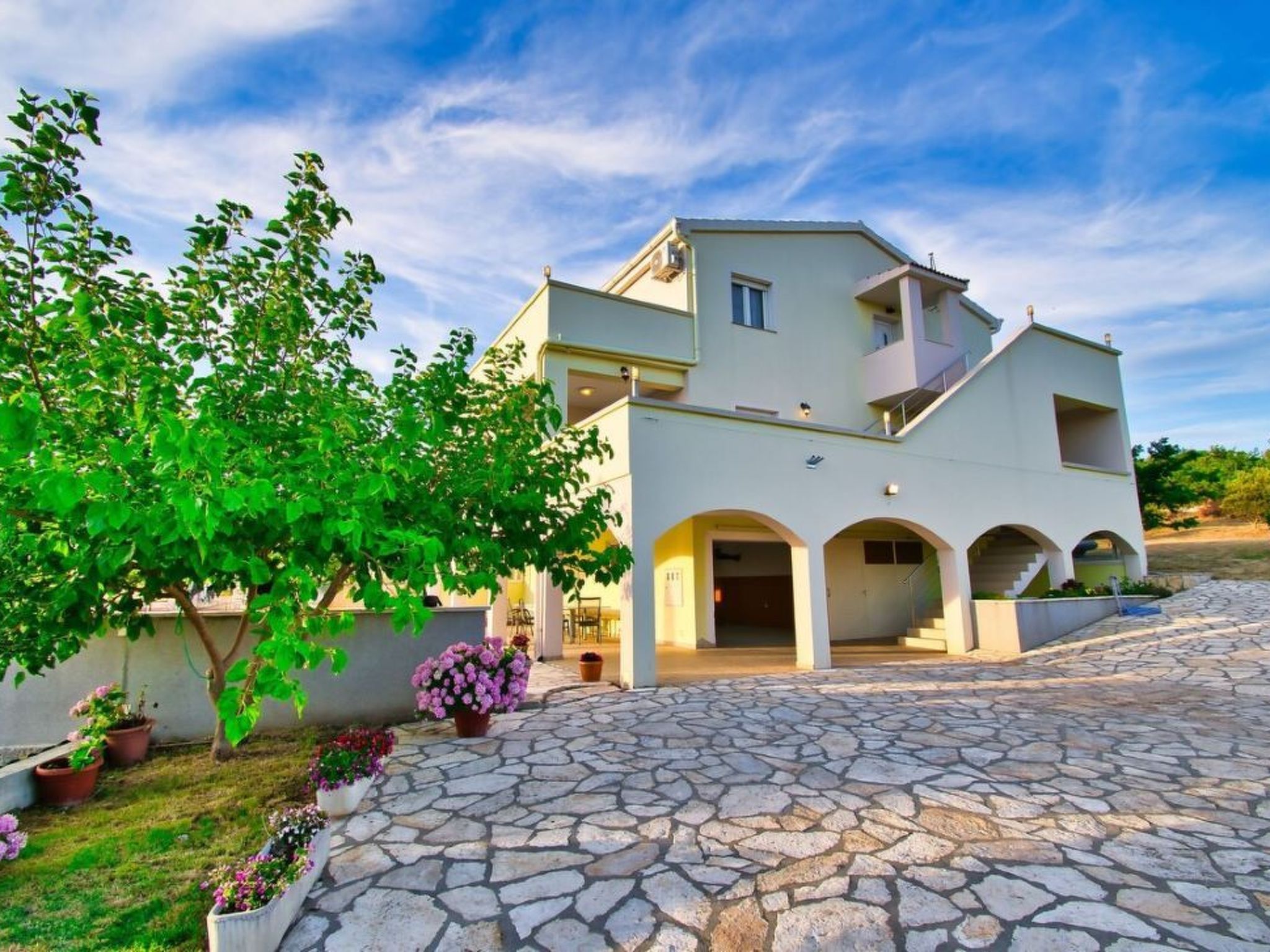 Villa mit herrlichem Meerblick-Draußen