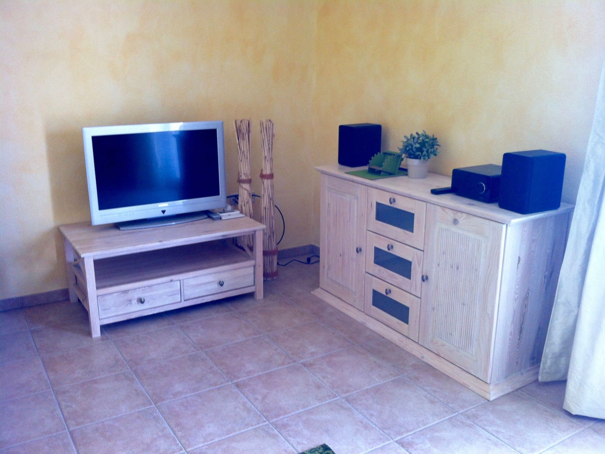 Schöne Ferienwohnung mit Balkon am Meer-Image-tags.info