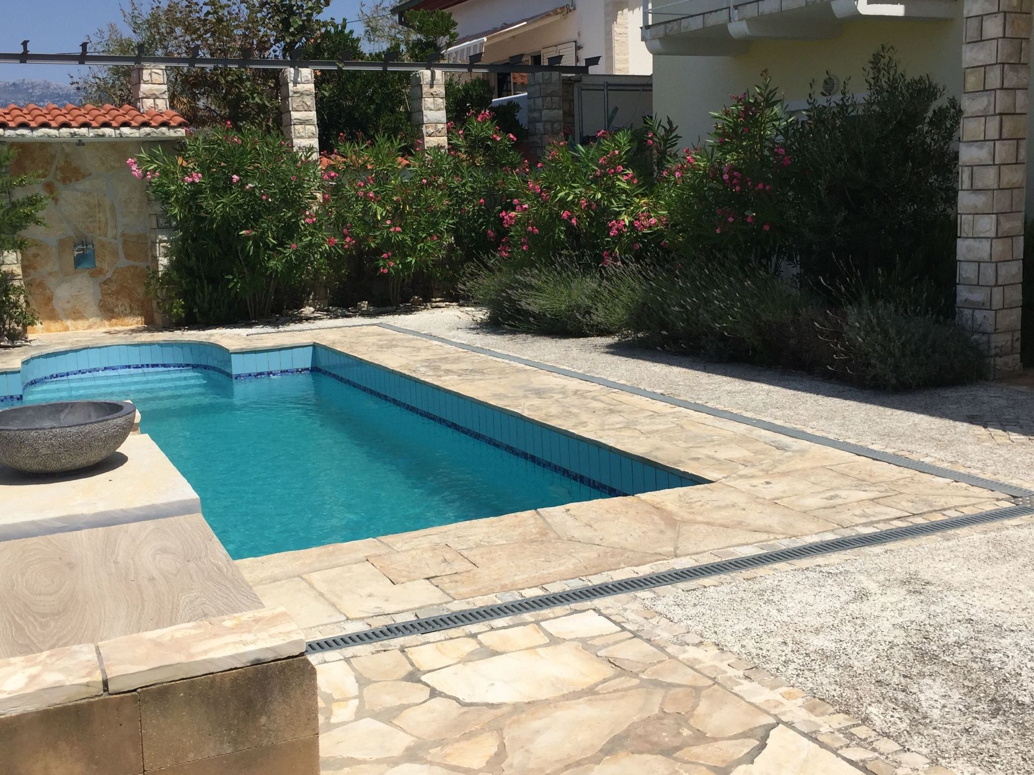 Charmantes Studio mit Balkon und Pool