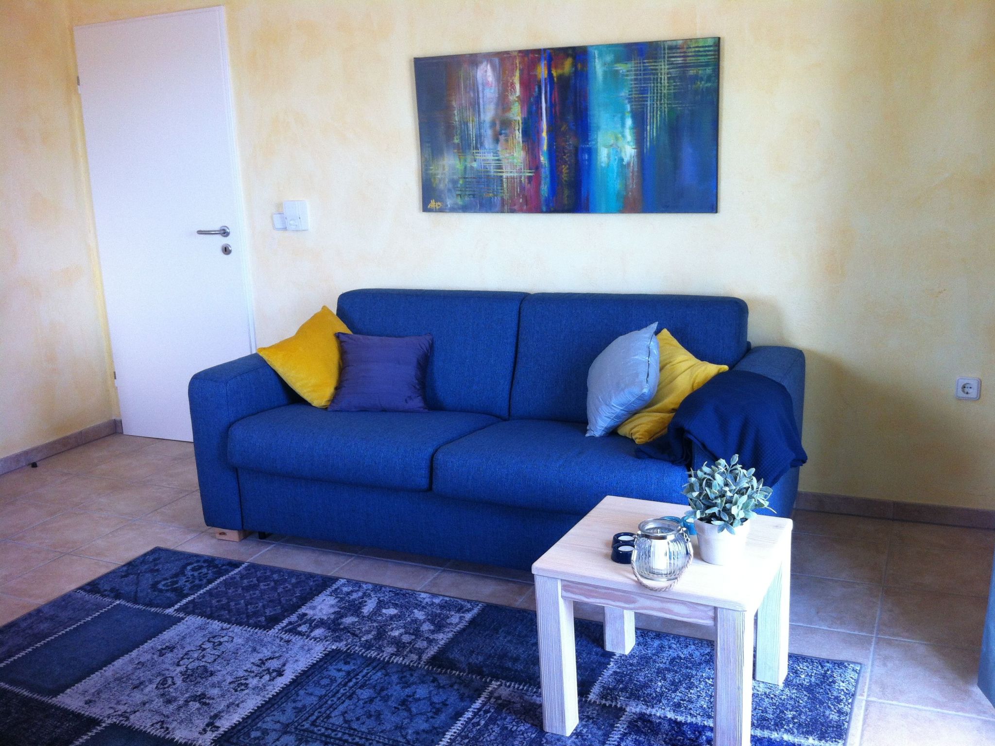 Charmantes Studio mit Balkon und Pool-Image-tags.info