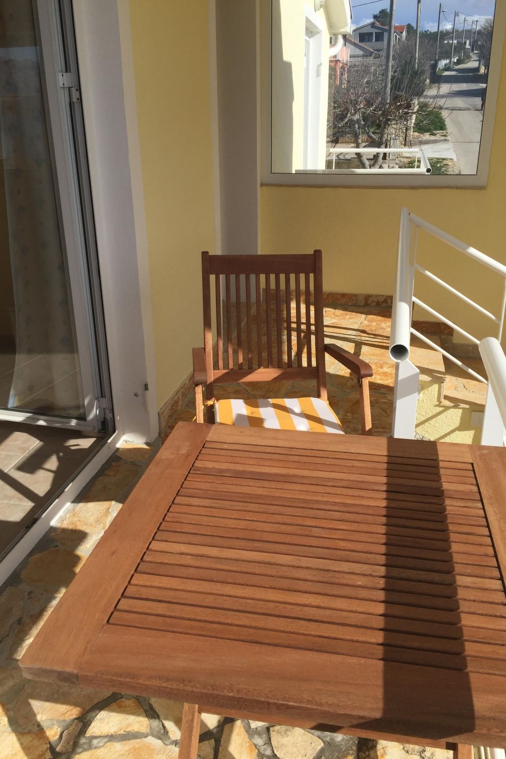 Charmantes Studio mit Balkon und Pool-Image-tags.info