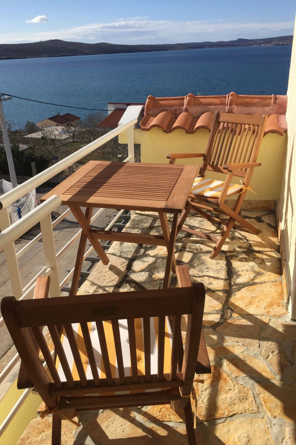 Charmantes Studio mit Balkon und Pool-Image-tags.info