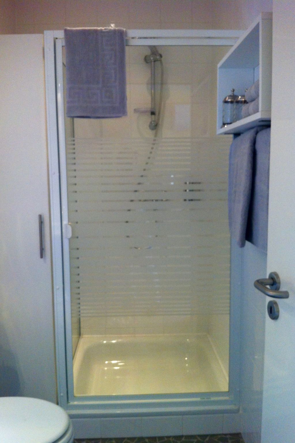 Charmantes Studio mit Balkon und Pool-Image-tags.info