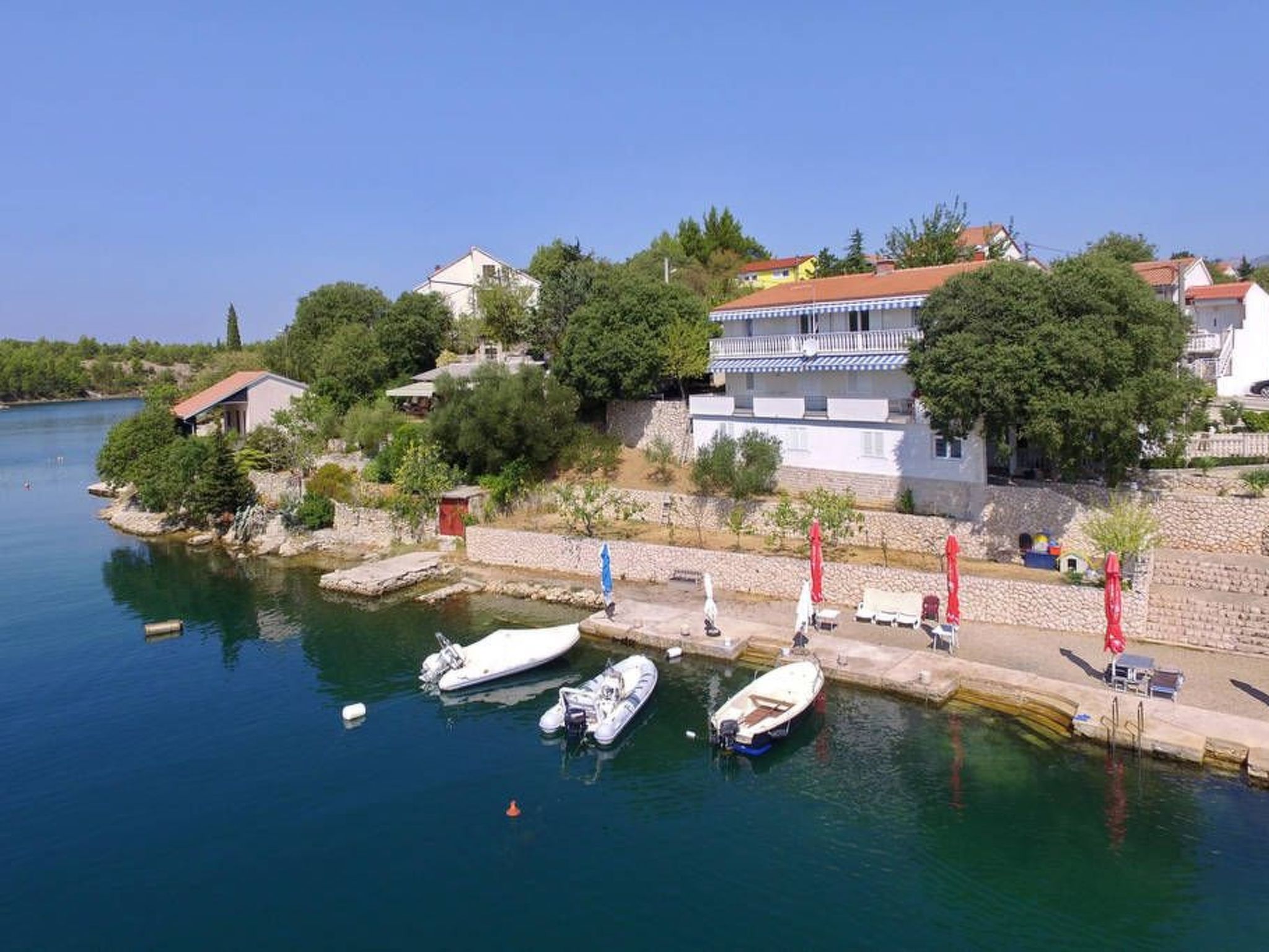 Ferienwohnung-Dedans