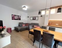 Jacuzzi Haus: Moderne villa met jacuzzi op 300m van zee in Posedarje - thumbnail 2