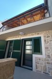Jacuzzi Haus: Moderne villa met jacuzzi op 300m van zee in Posedarje - thumbnail 4