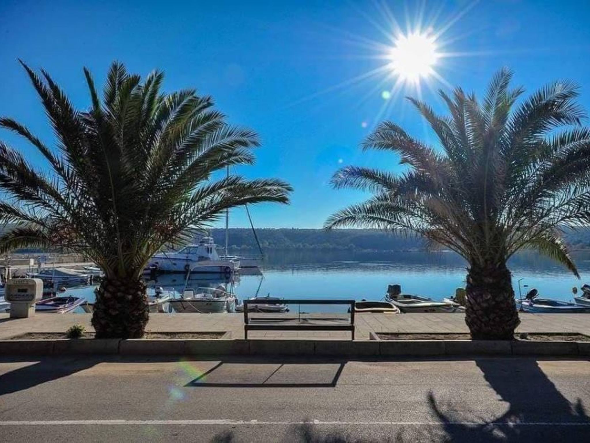 Ferienvilla Roko mit beheiztem Pool-Binnen