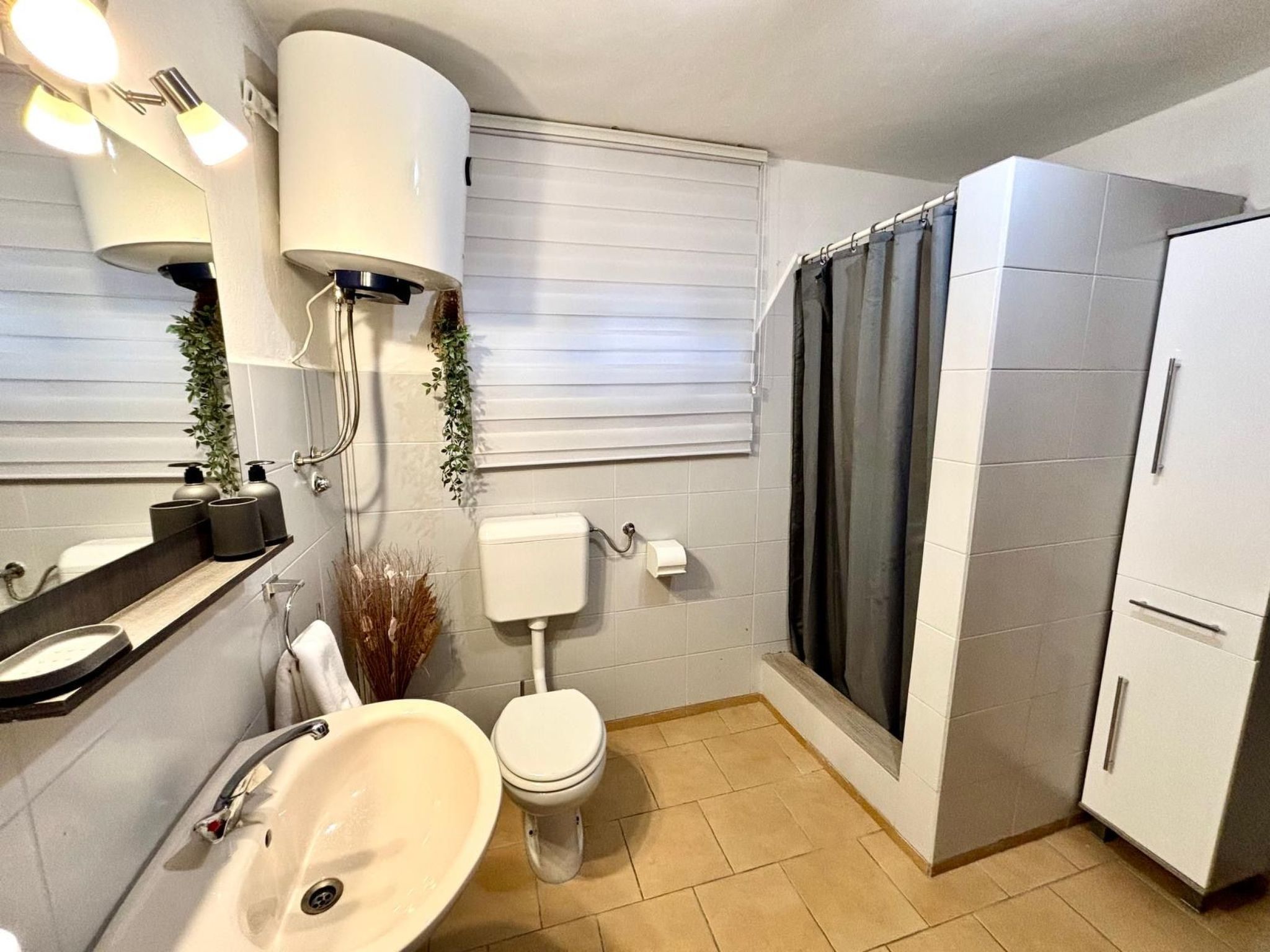 In Posedarje mit großem Garten-Image-tags.info