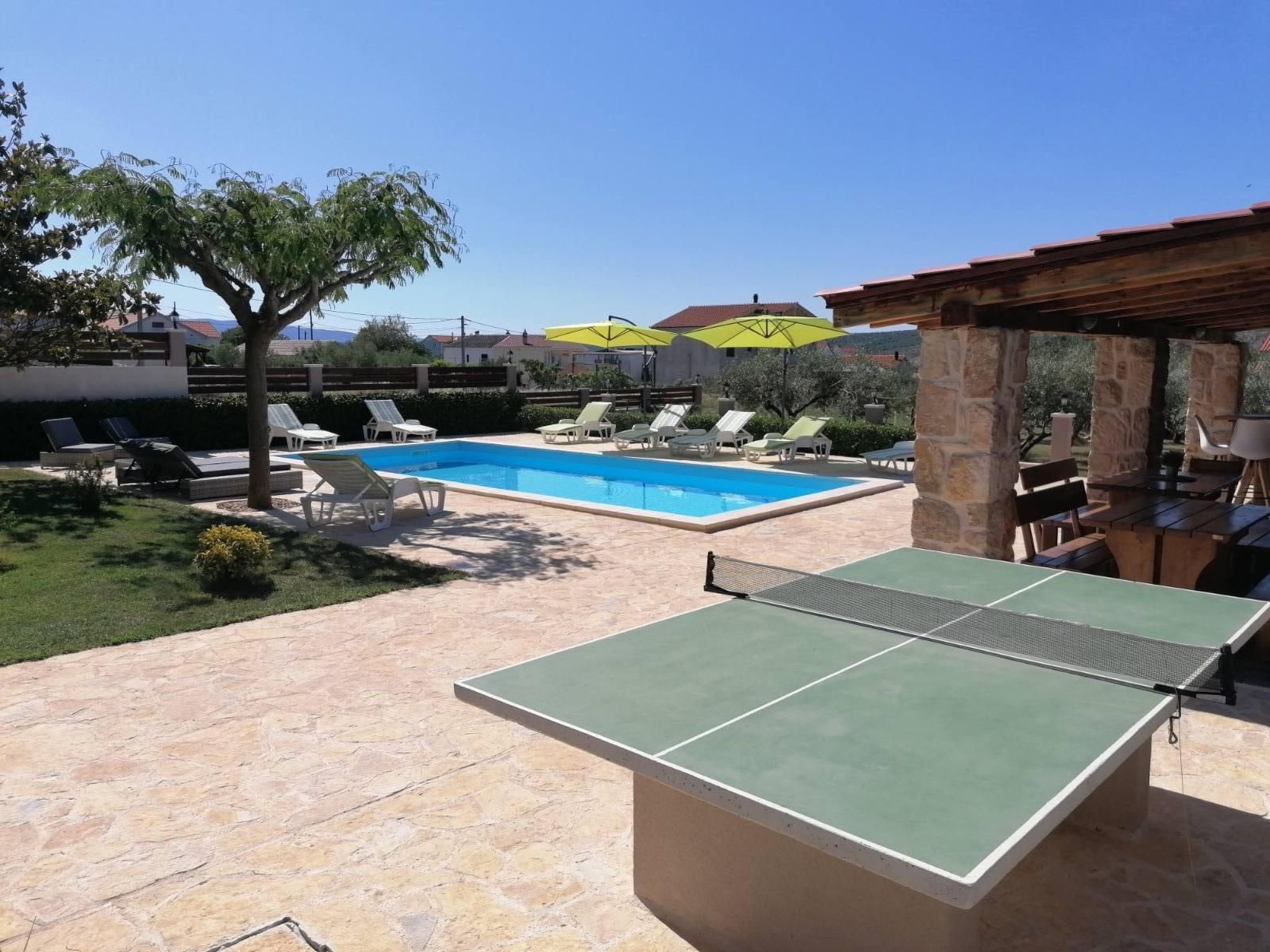 Angenehmes Haus in Posedarje mit großem Garten-Binnen