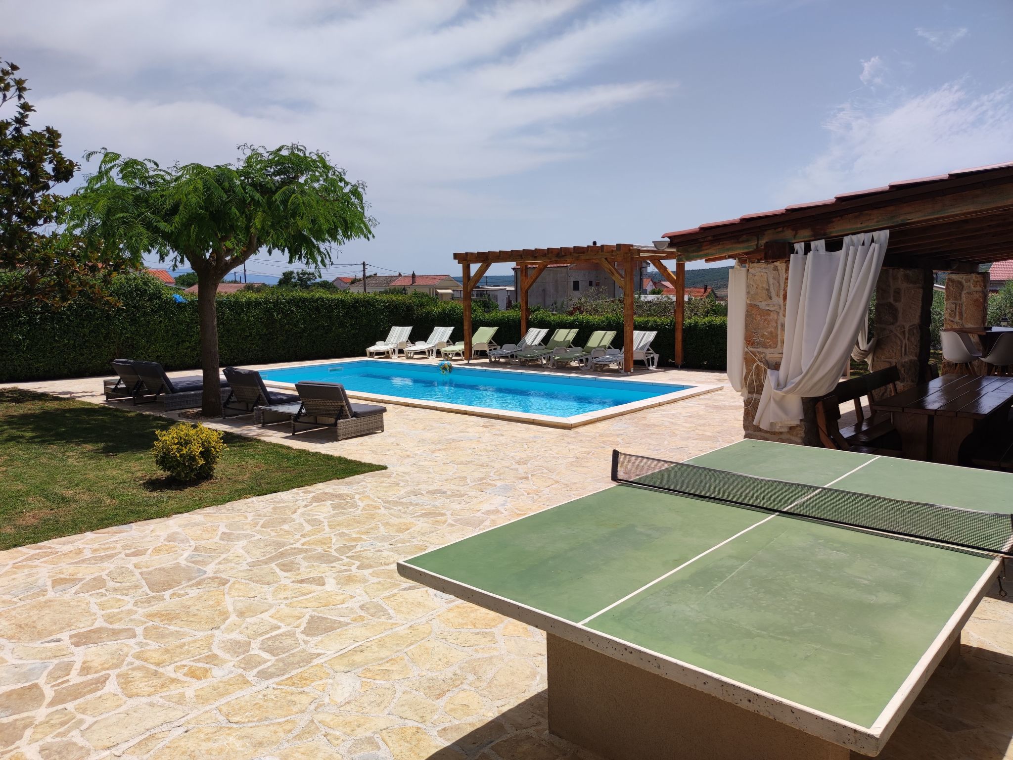 Angenehmes Haus in Posedarje mit großem Garten-Binnen