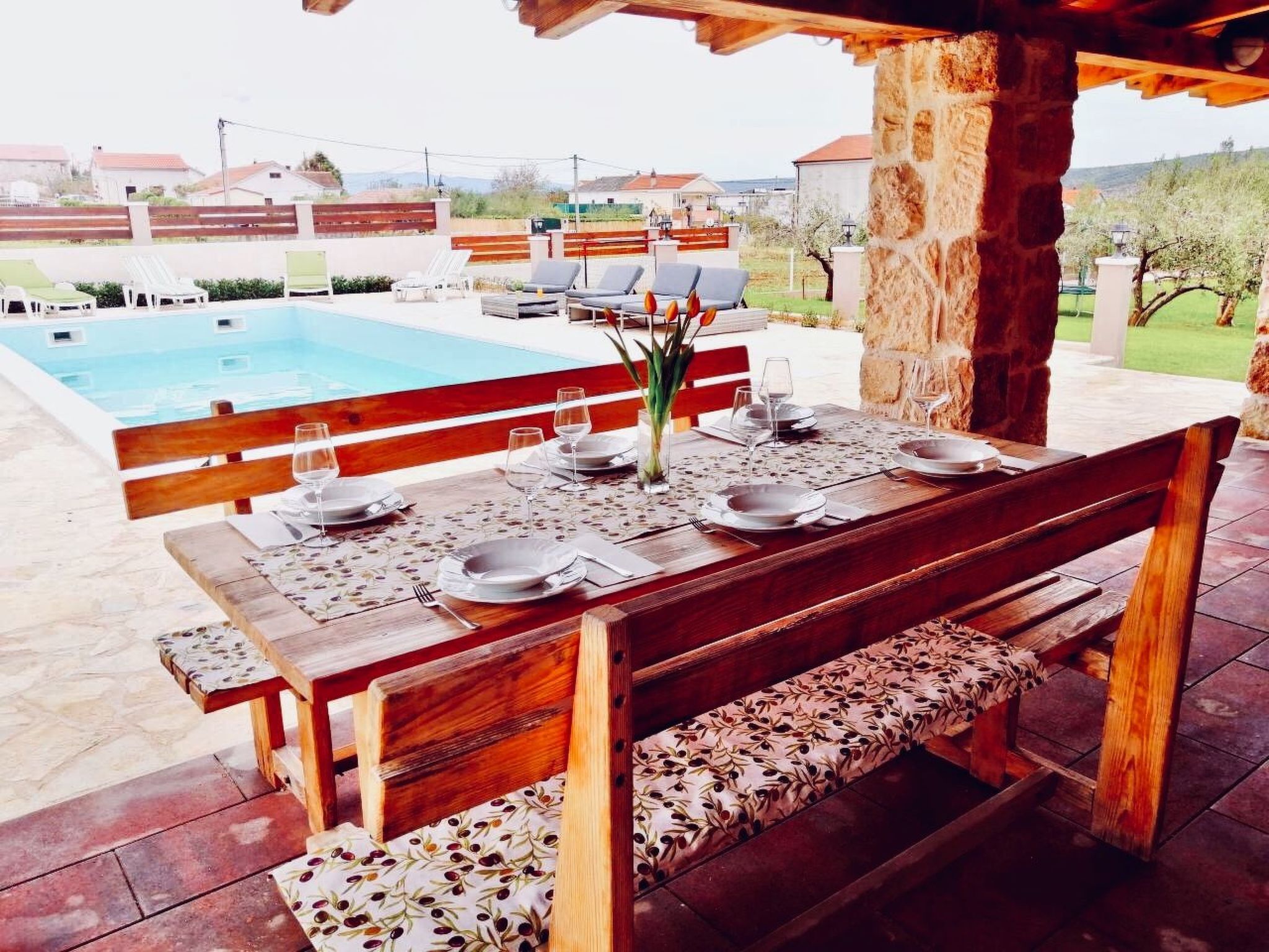 Angenehmes Haus in Posedarje mit großem Garten-Binnen