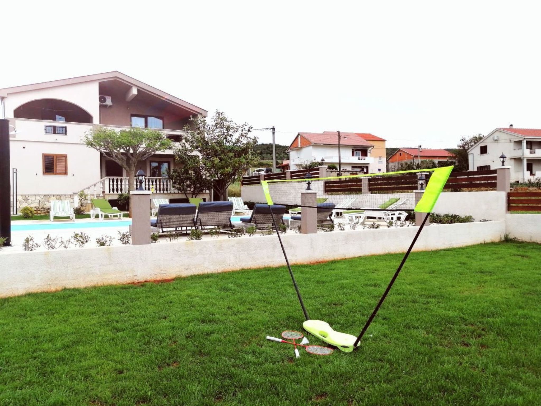 Angenehmes Haus in Posedarje mit großem Garten-Binnen
