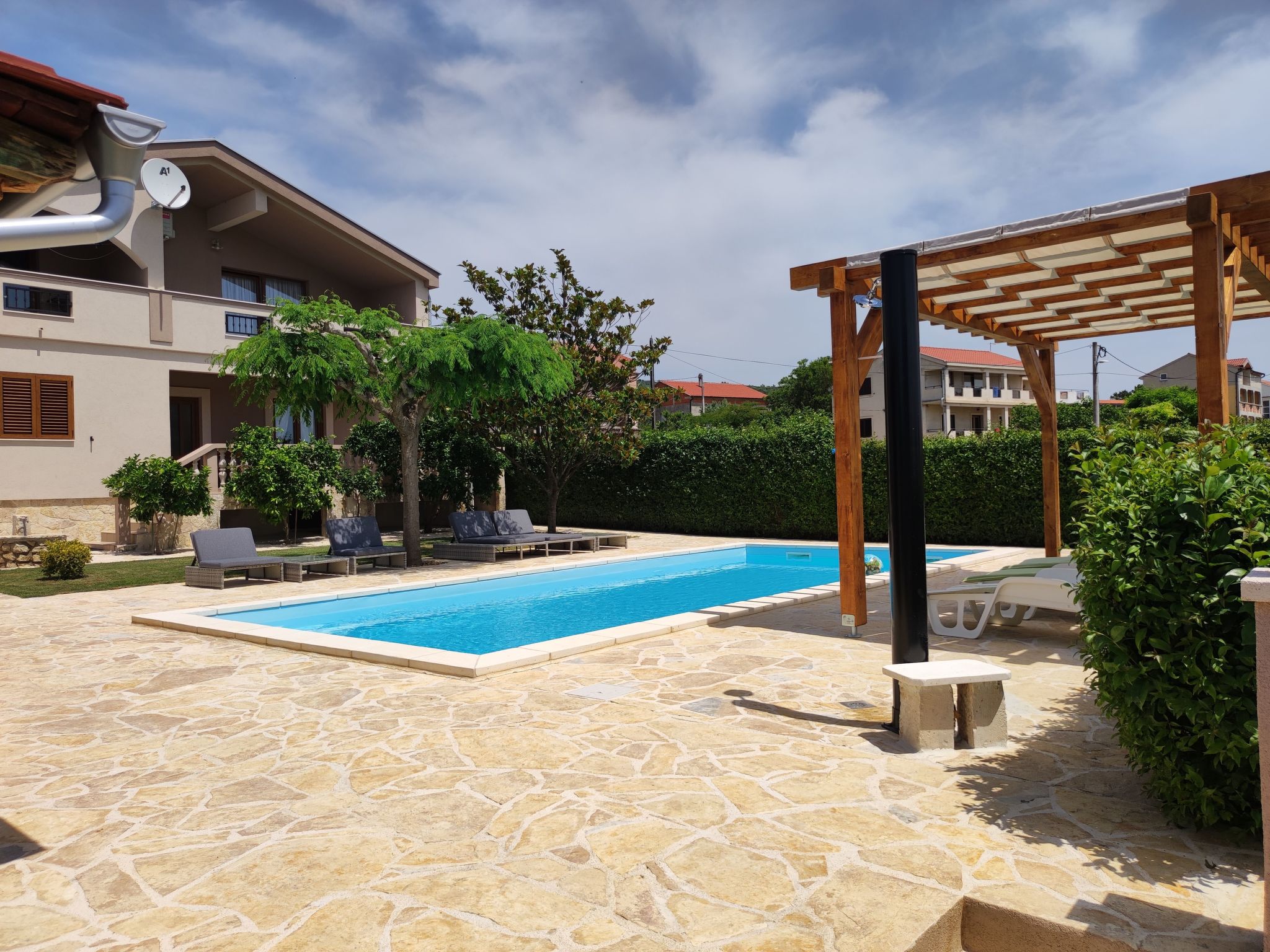 Angenehmes Haus in Posedarje mit großem Garten-Binnen