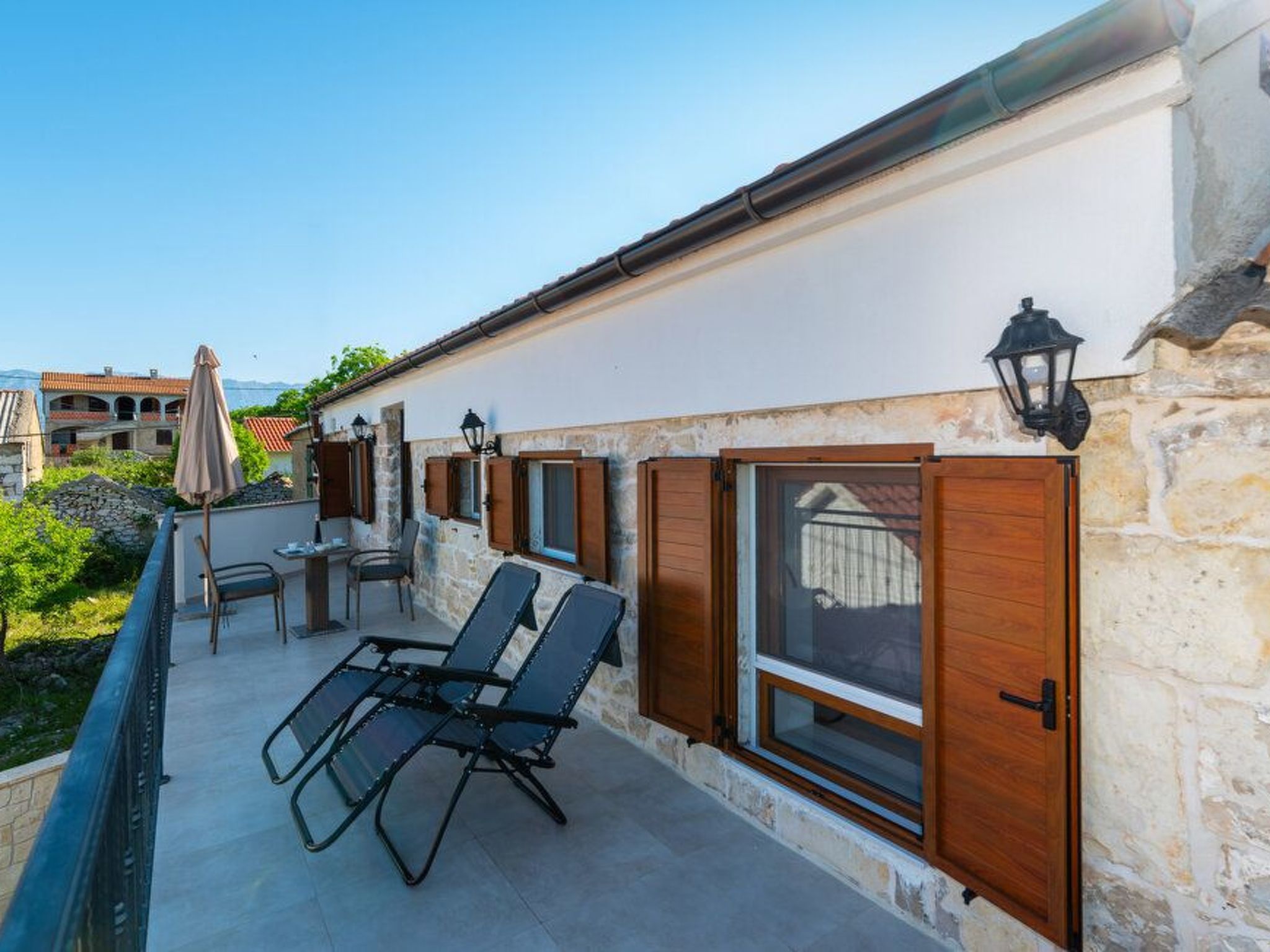 Mit Jacuzzi-TA Leut Agency-Binnen