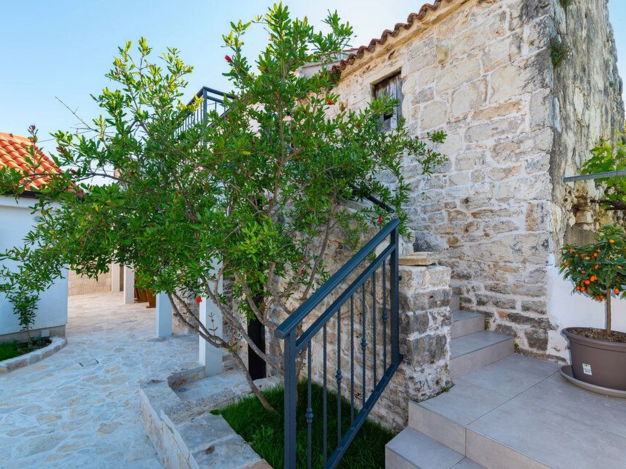 Mit Jacuzzi-TA Leut Agency-Binnen