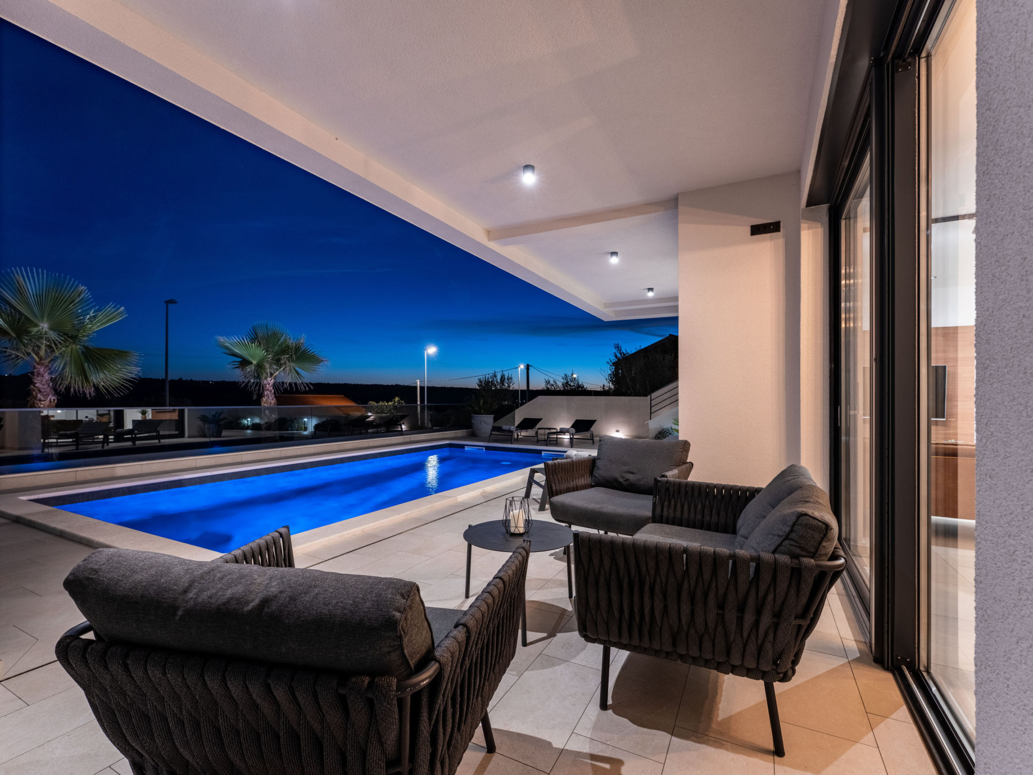  — Terrace (4 of 61)