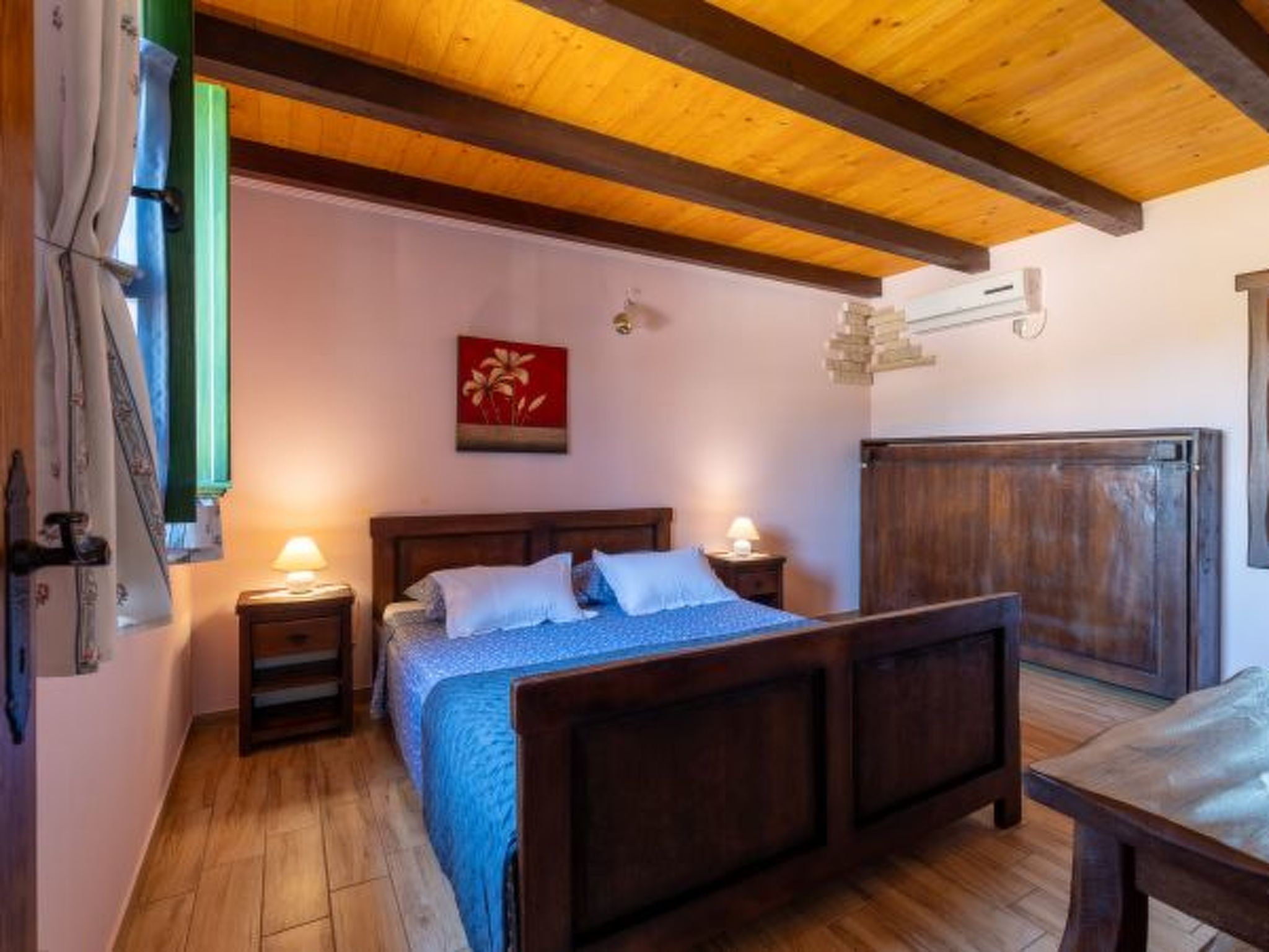 Stone villa Tea with pool - Image-tags.info