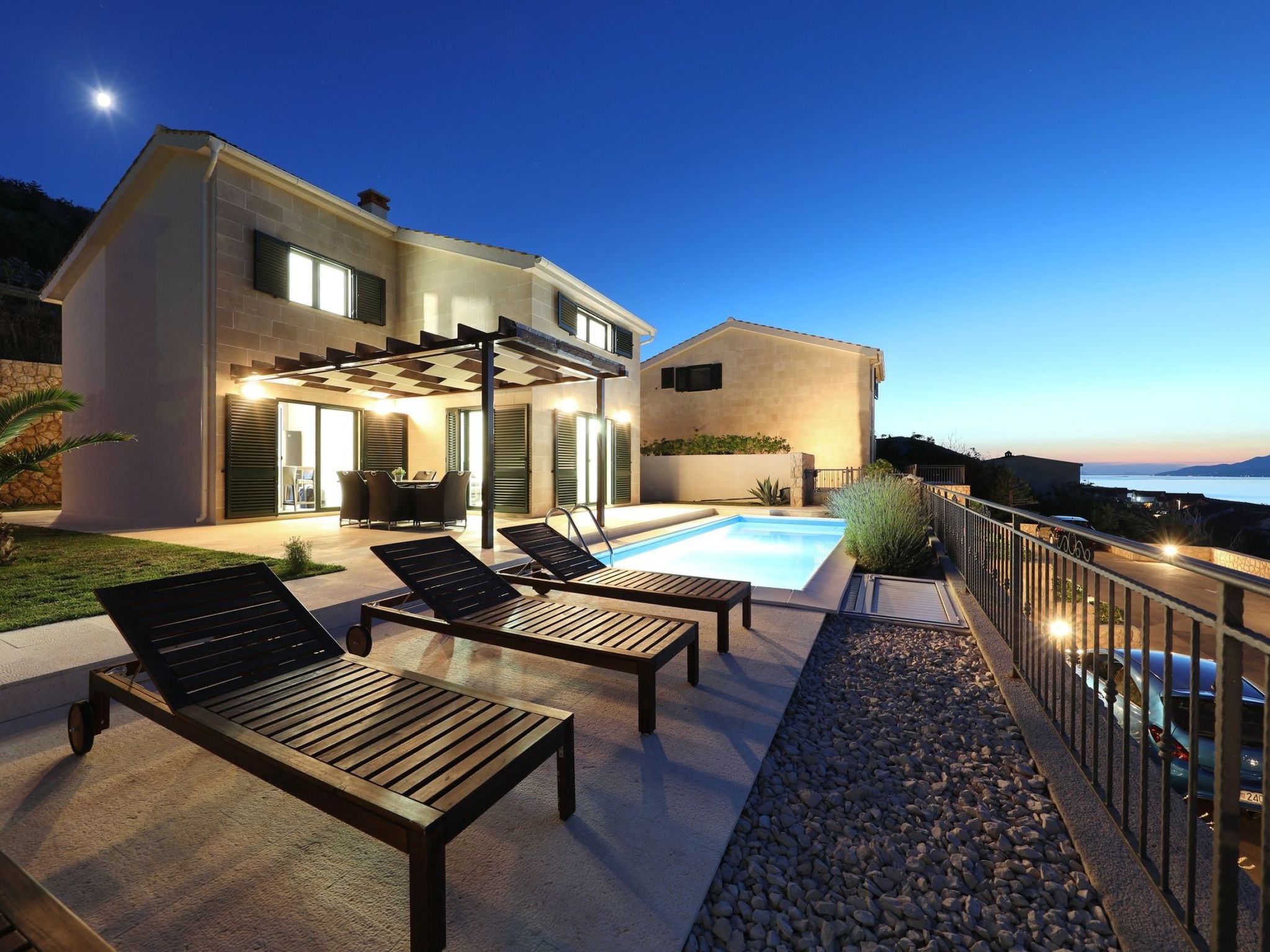 Mediterrane Villa, Pool, Panoramablick aufs Meer